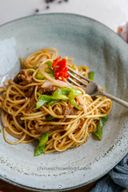 Black Pepper Beef with Noodles